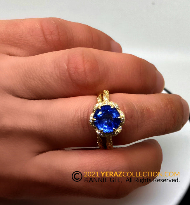 Unique Engagement Ring Set, Blue Sapphire Ring, Halo Ring, Solitaire Engagement Ring Set, Yellow Gold 18k, Ring And Matching Band.